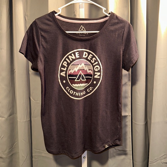 Alpine Design Top - Picture 1 of 2